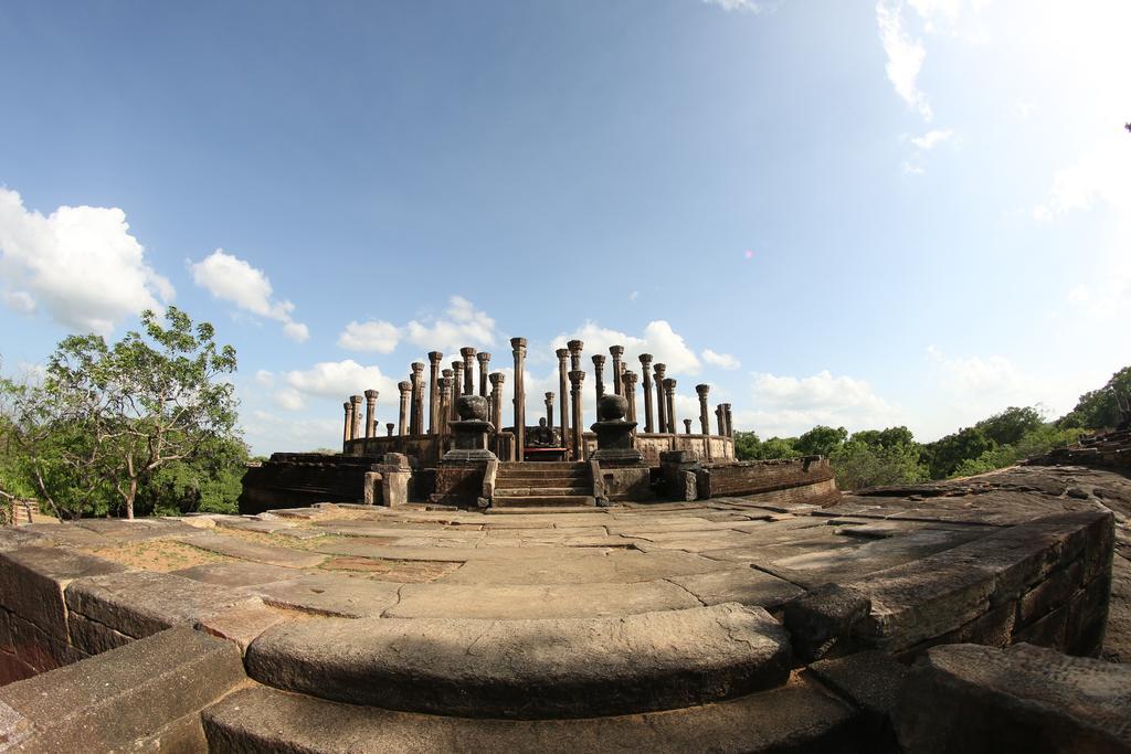 Miracle Resorts & Villas Polonnaruwa Εξωτερικό φωτογραφία