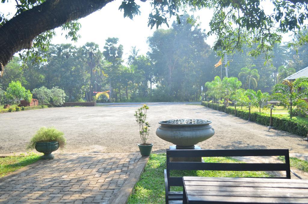 Miracle Resorts & Villas Polonnaruwa Εξωτερικό φωτογραφία