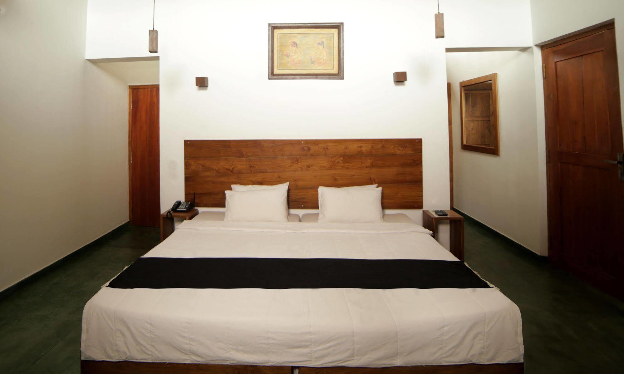 Miracle Resorts & Villas Polonnaruwa Εξωτερικό φωτογραφία
